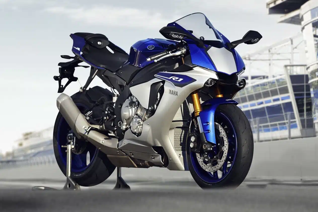 Yamaha R1 1000 2022
