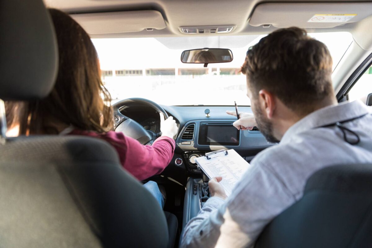 permis de conduire auto-école moniteur